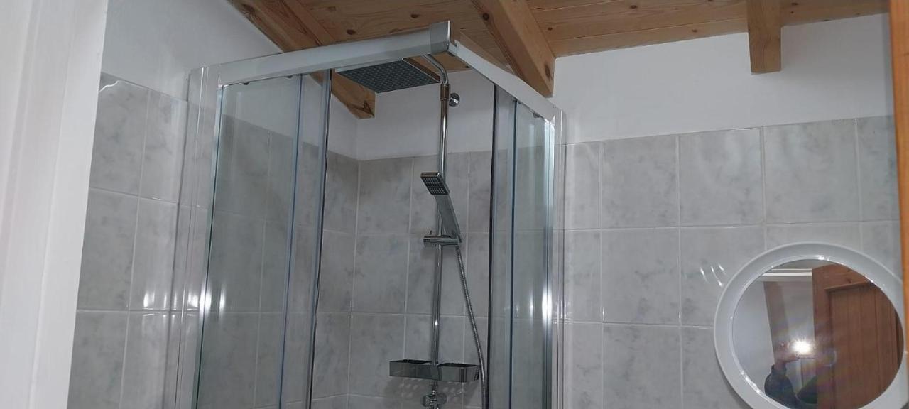 Lovely Studio In Strinilas With Its Own Pool Экстерьер фото